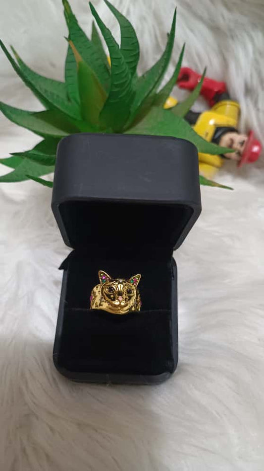 Sterling Silver and goldan Cat Face Ring